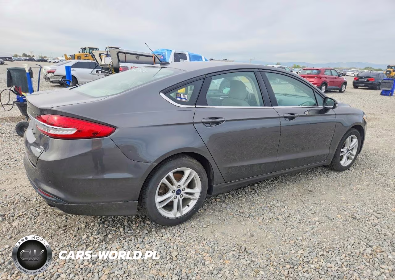 2018 Ford Fusion Se VIN:3FA6P0HD8JR221186 - 3