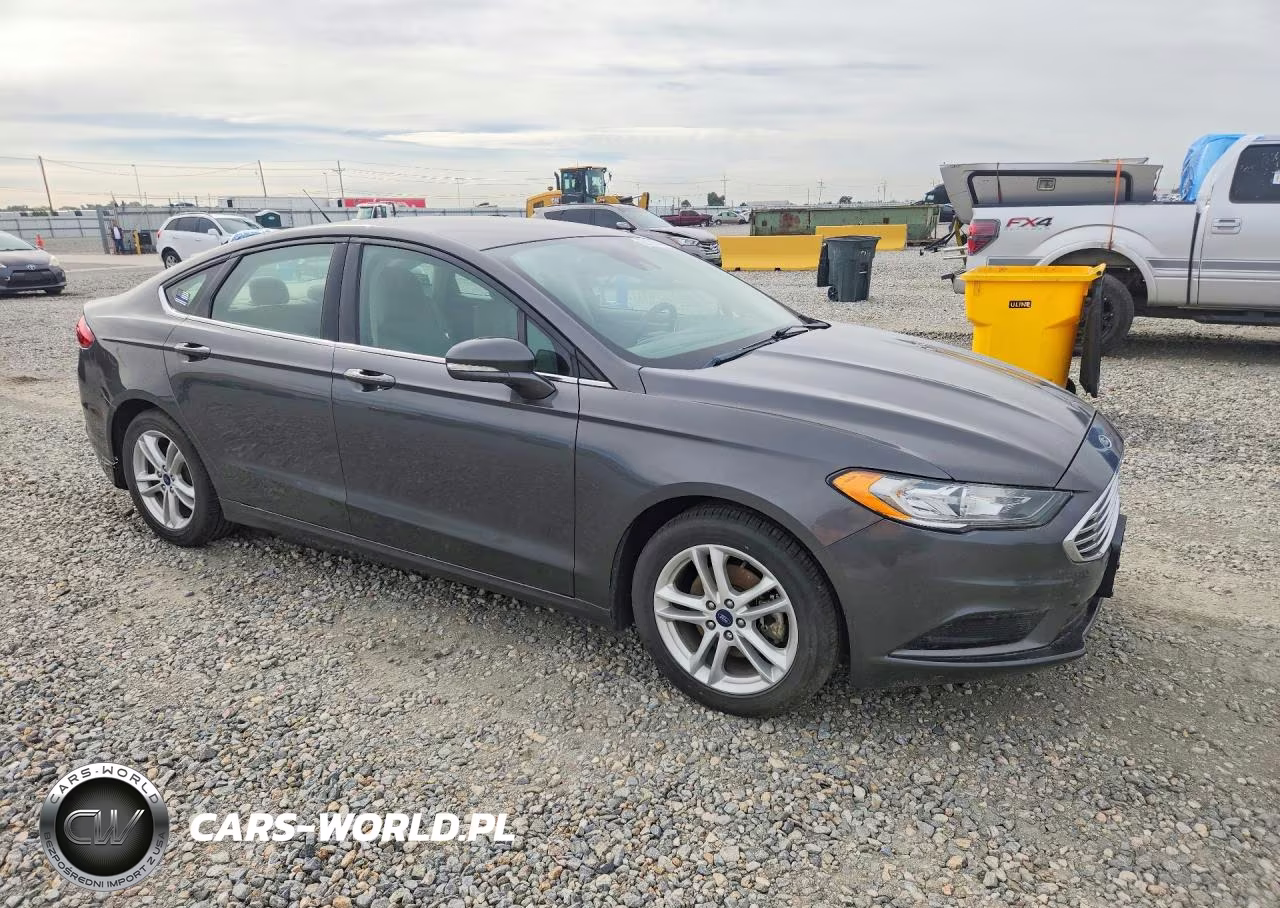 2018 Ford Fusion Se VIN:3FA6P0HD8JR221186 - 4