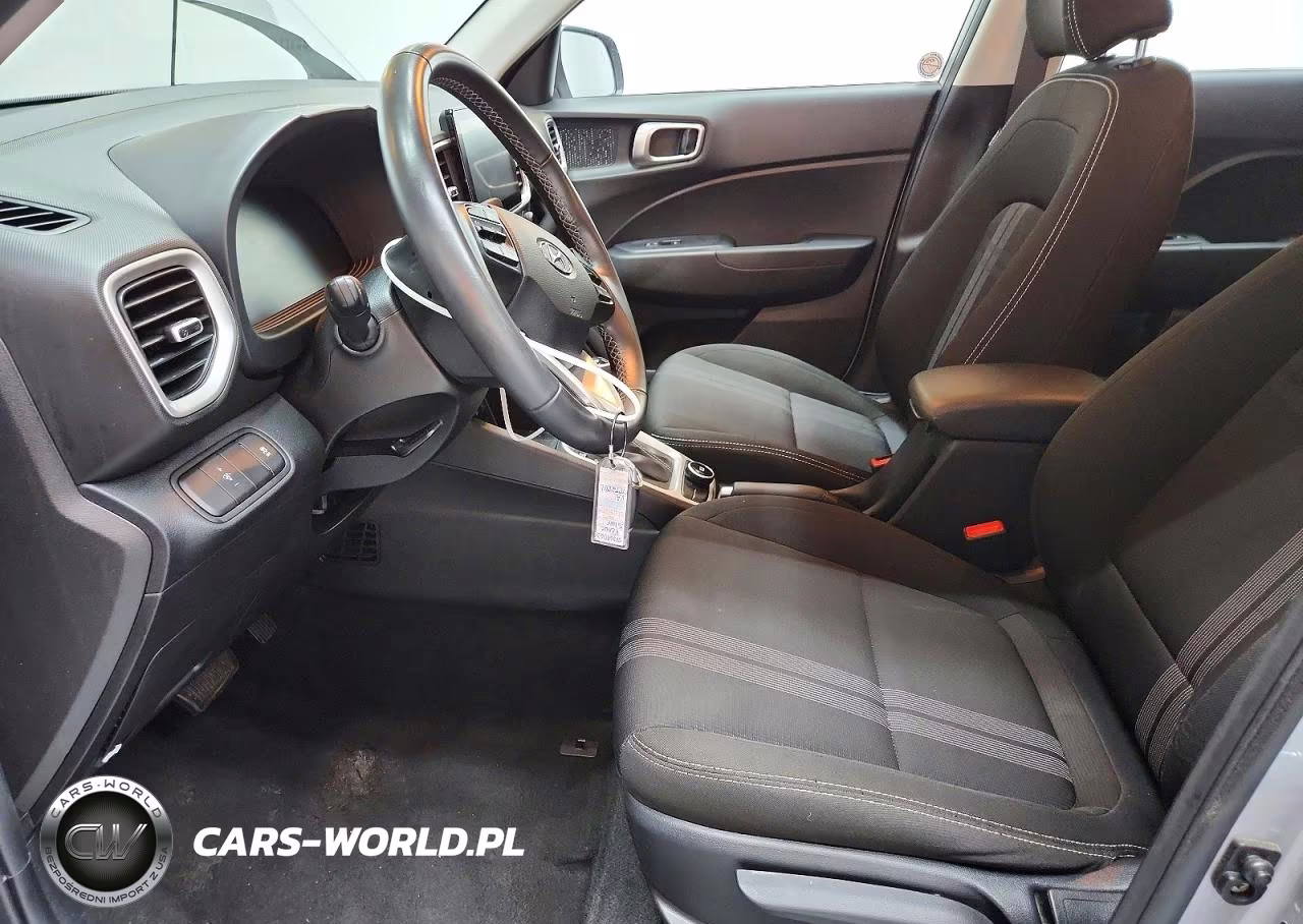 2025 Hyundai Venue Sel VIN:KMHRC8A32SU372341 - 7