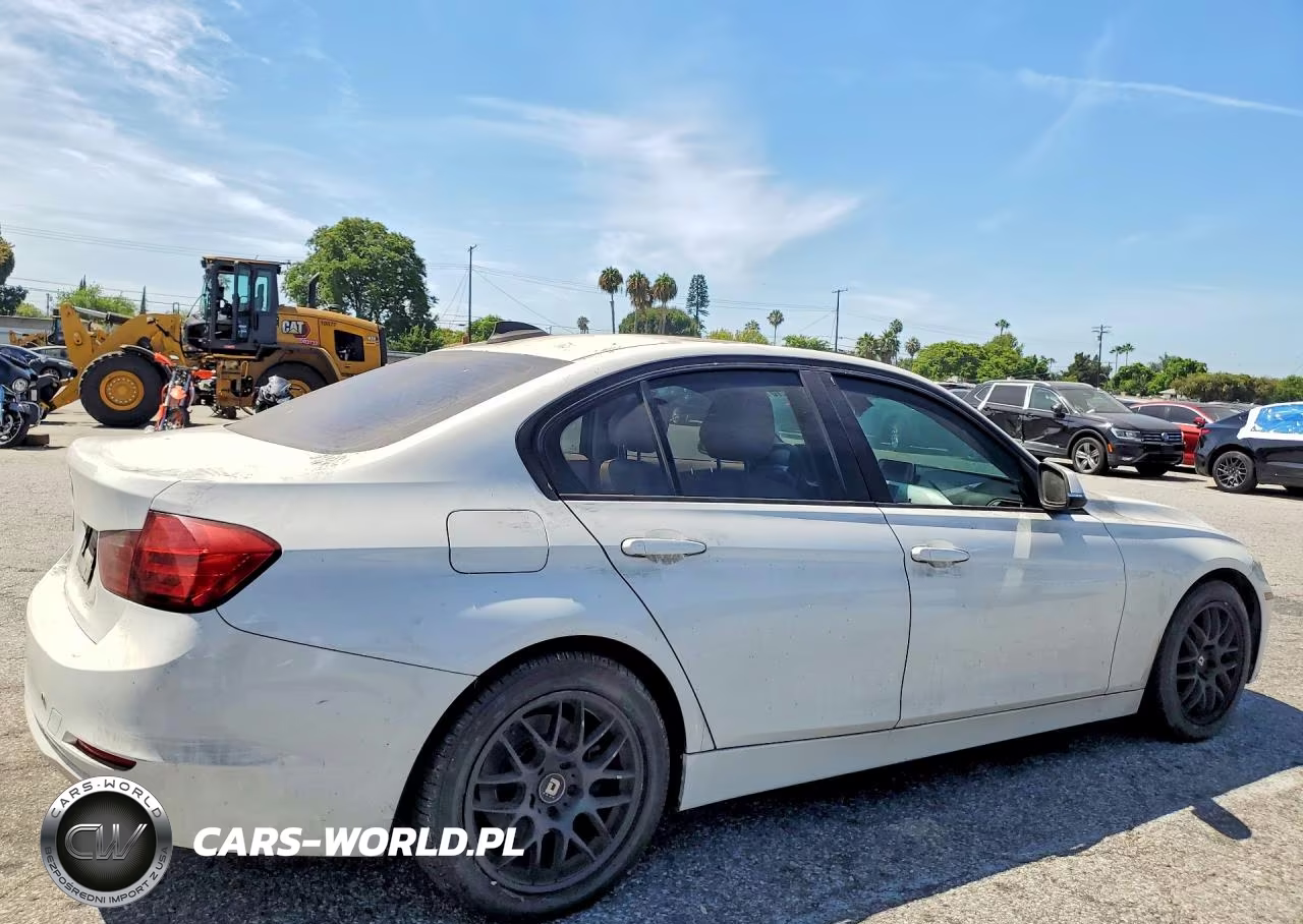 2012 BMW 328 I Sulev VIN:WBA3C1C51CF431737 - 3