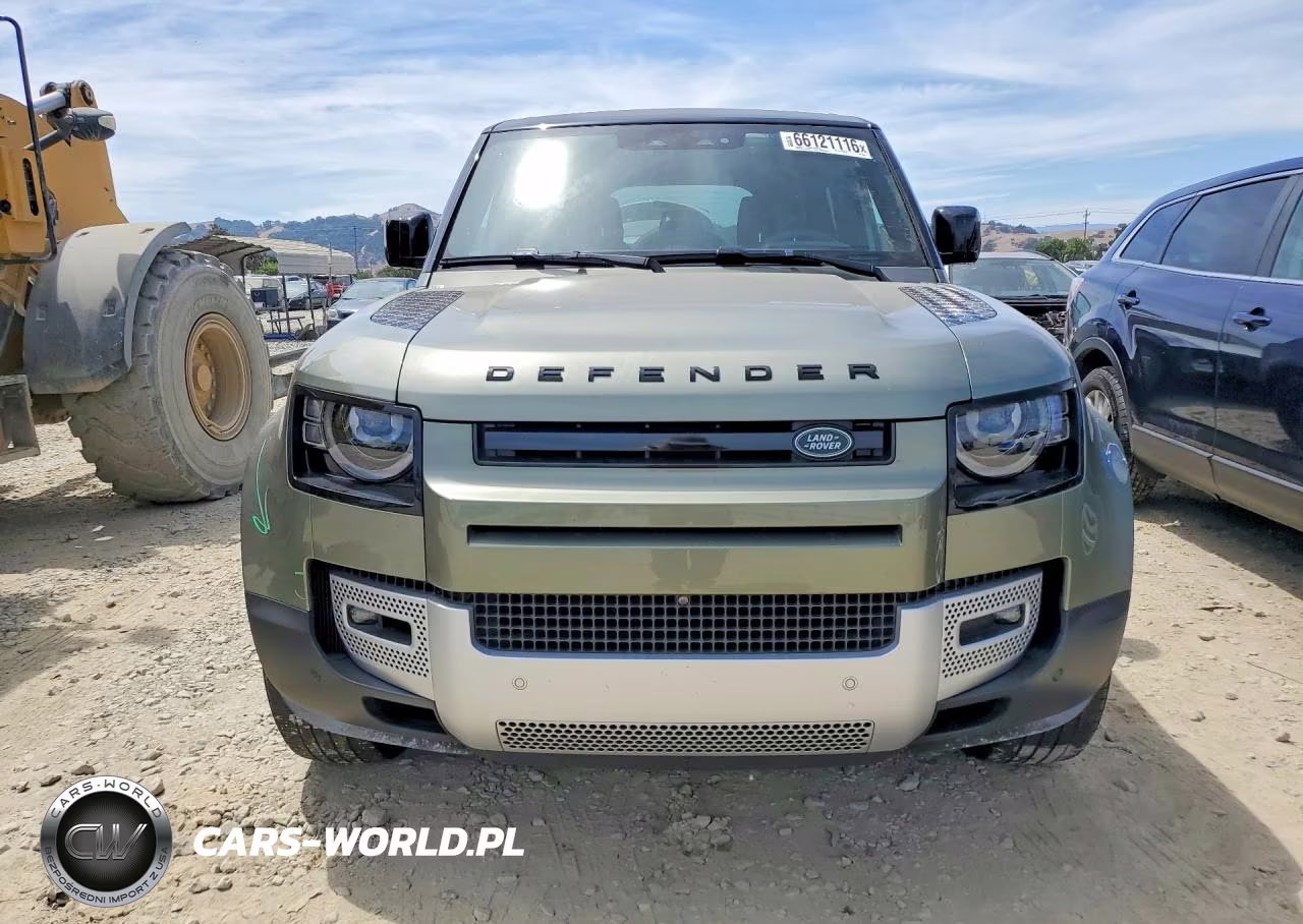 2025 Land Rover Defender 110 S VIN:SALEJ7EX9S2356982 - 5