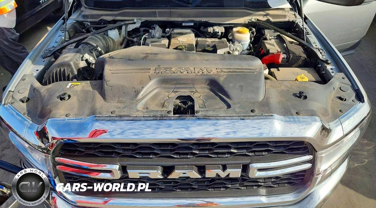 2024 Ram 2500 Tradesman VIN:3C6UR5CL1RG319630 - 11