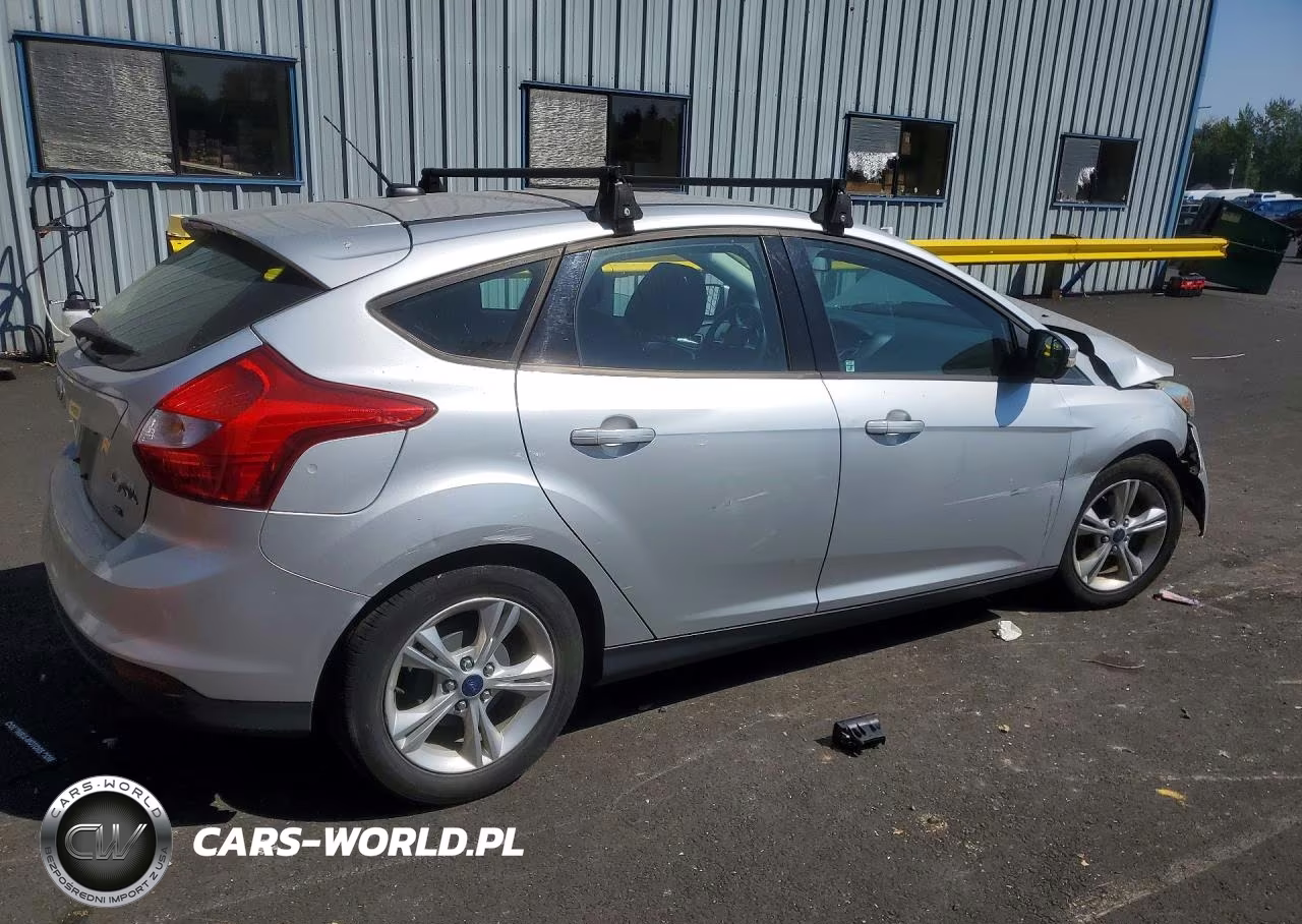 2013 Ford Focus Se VIN:1FADP3K21DL152330 - 3
