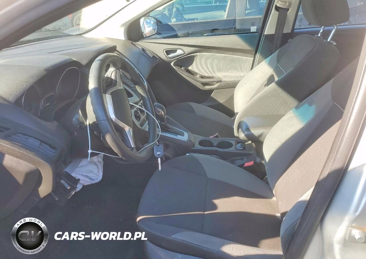 2013 Ford Focus Se VIN:1FADP3K21DL152330 - 7