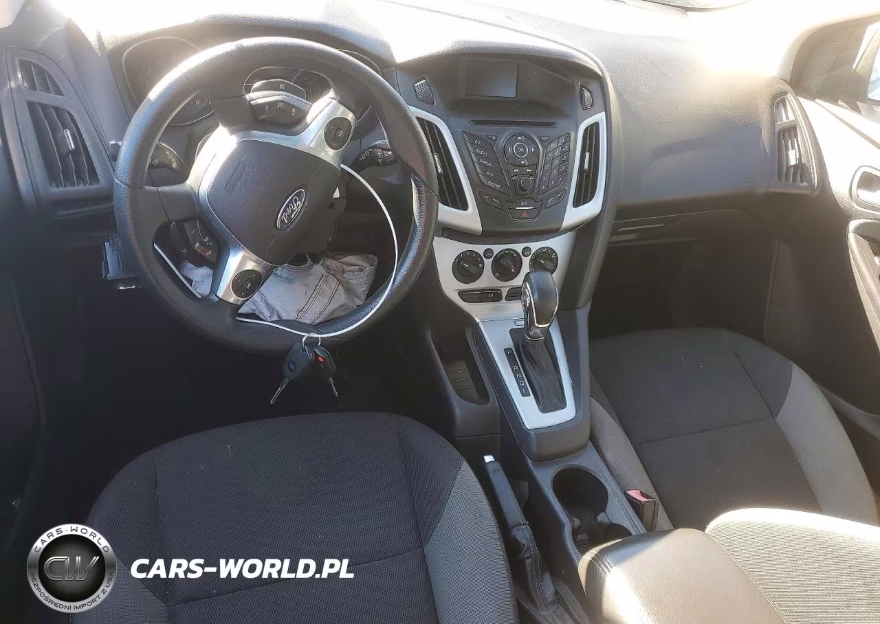 2013 Ford Focus Se VIN:1FADP3K21DL152330 - 8