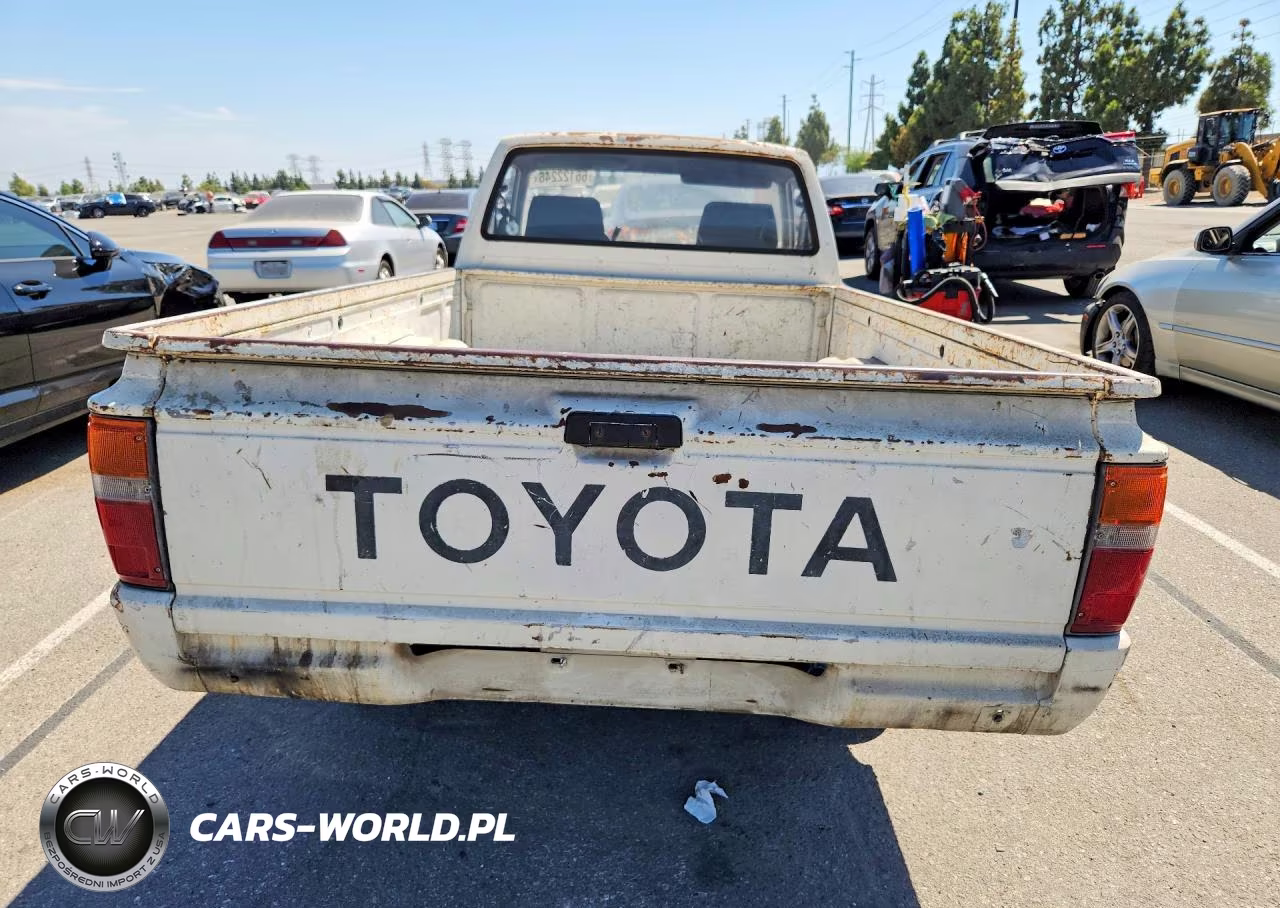 1988 Toyota Pickup 1-2 Ton Rn55 VIN:JT4RN55A7J0269900 - 6