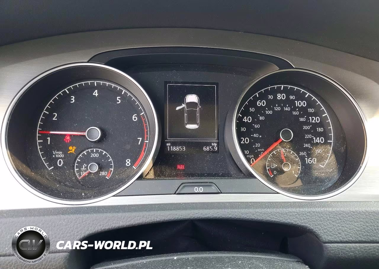 2017 Volkswagen Golf S VIN:3VW217AU2HM031692 - 9