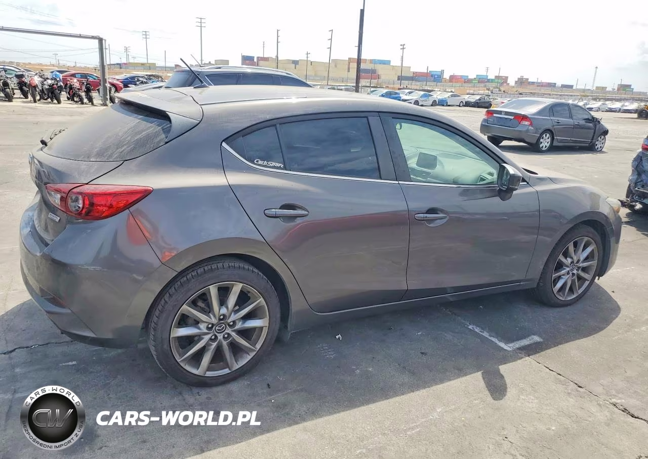 2018 Mazda 3 Touring VIN:3MZBN1L32JM176484 - 3