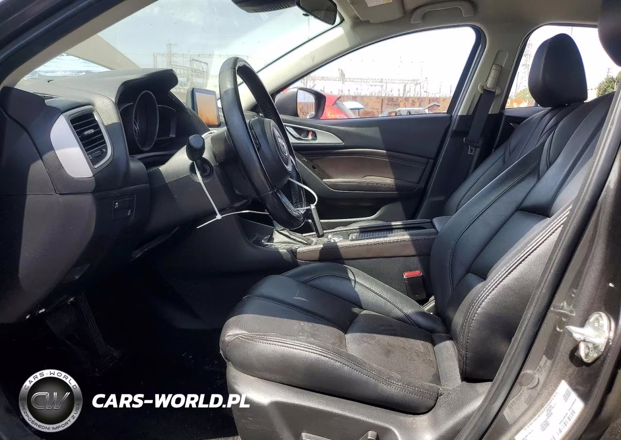 2018 Mazda 3 Touring VIN:3MZBN1L32JM176484 - 7