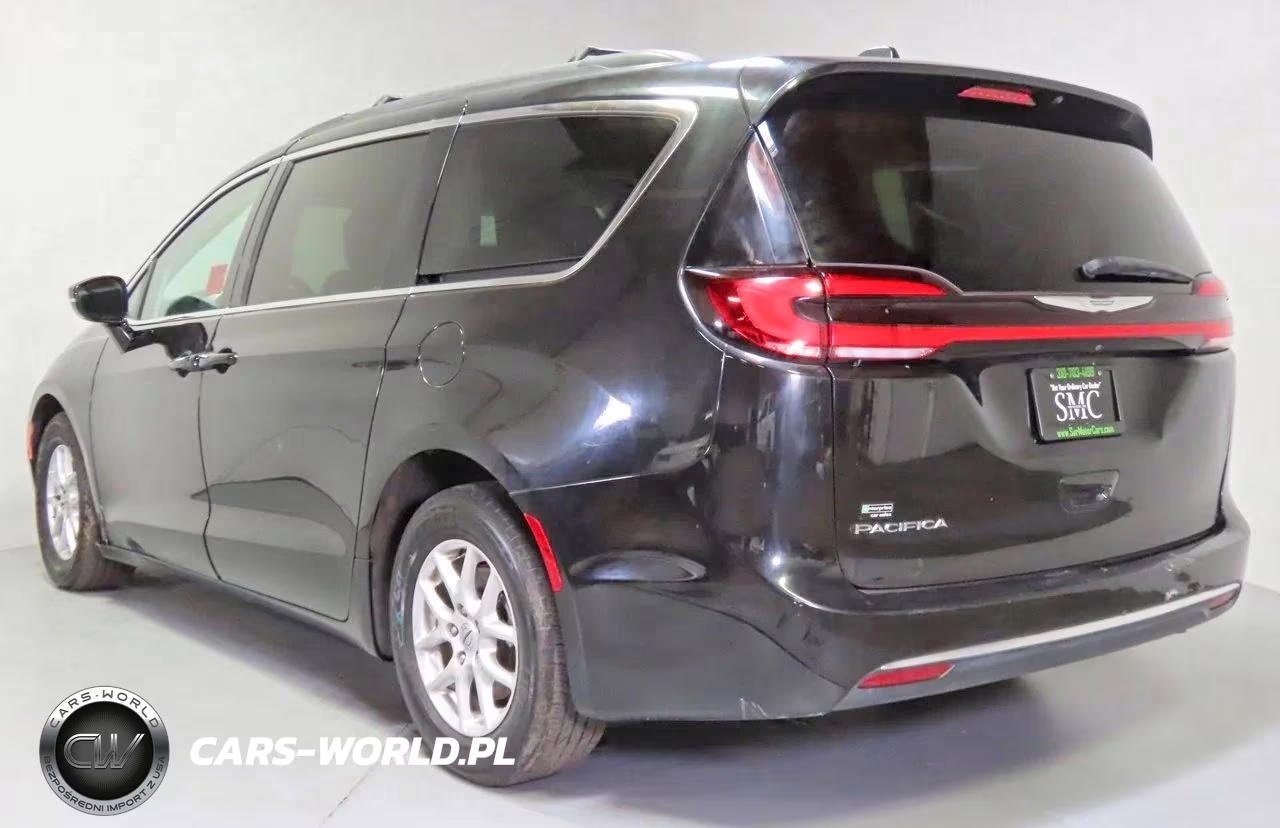 2022 Chrysler Pacifica Touring L VIN:2C4RC1BG8NR179335 - 4