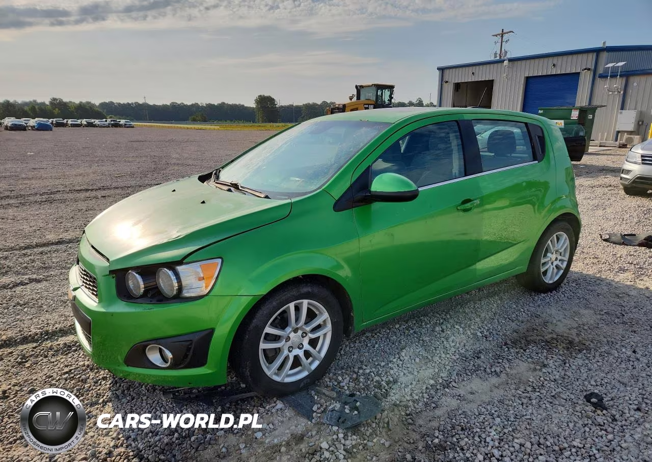 2015 Chevrolet Sonic Lt – zdjęcie 1 z 12
