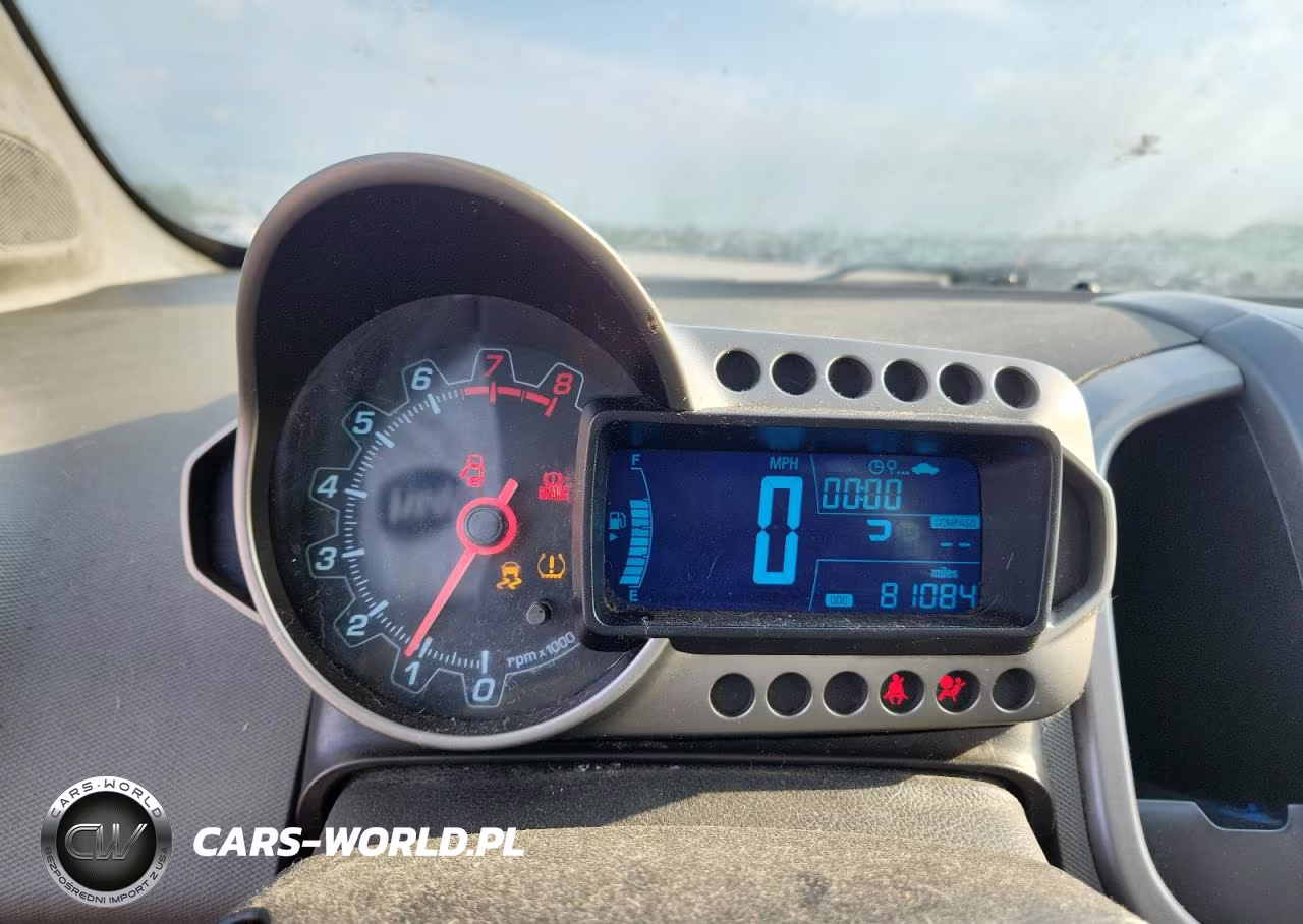 2015 Chevrolet Sonic Lt VIN:1G1JC6SHXF4154033 - 9