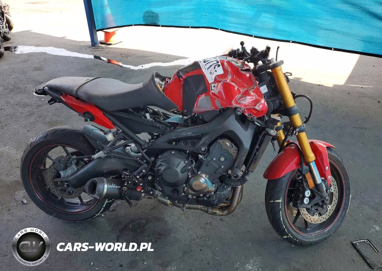 2014 Yamaha Fz09 C – zdjęcie 1 z 8