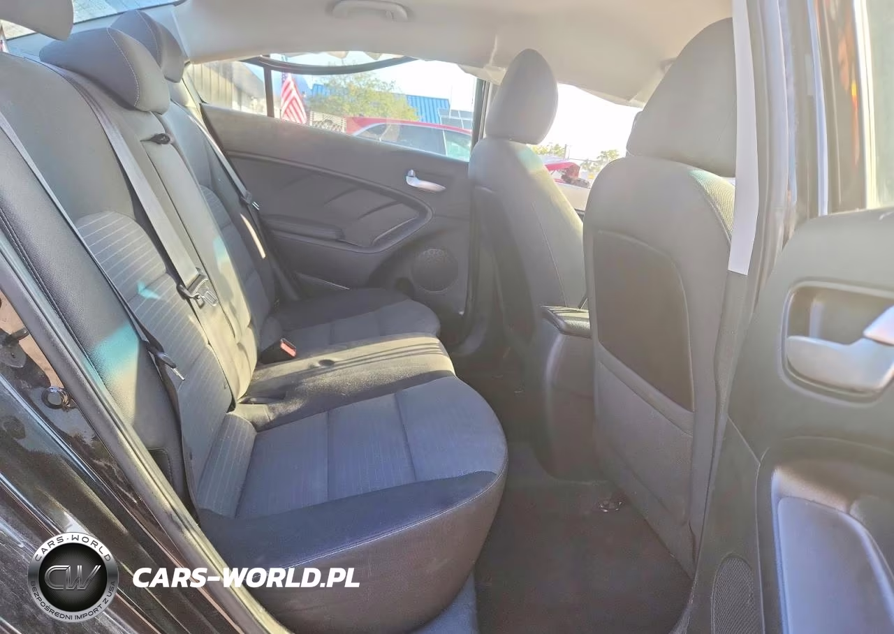 2017 Kia Forte Lx VIN:3KPFL4A78HE143494 - 10