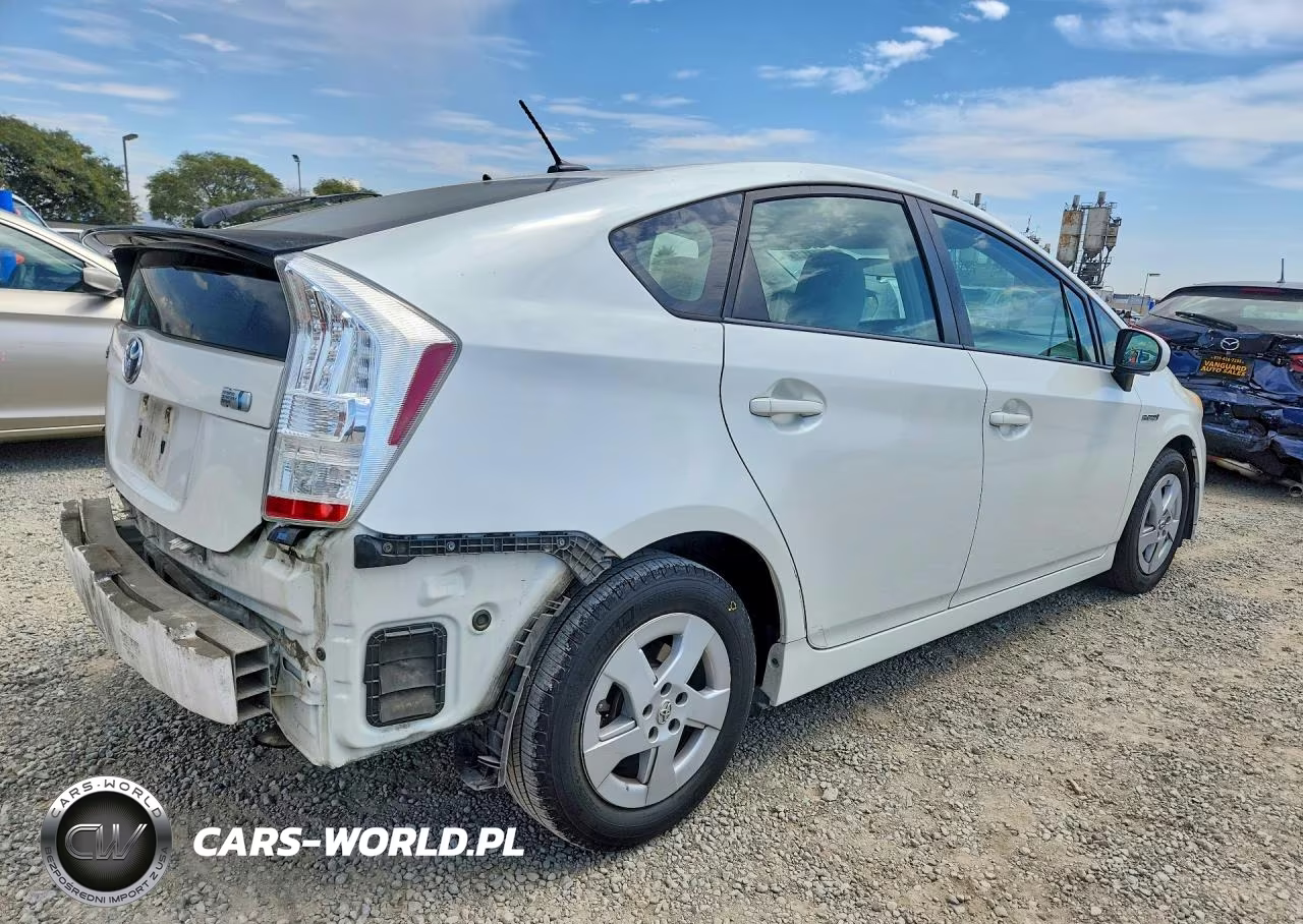 2010 Toyota Prius Ii VIN:JTDKN3DU1A0013916 - 3
