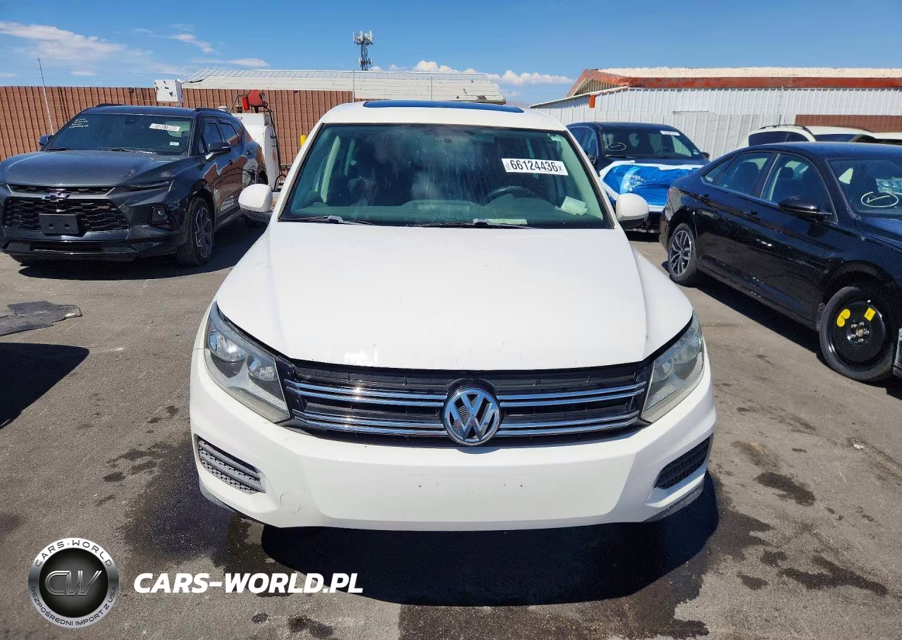 2012 Volkswagen Tiguan S VIN:WVGAV7AX2CW584795 - 5