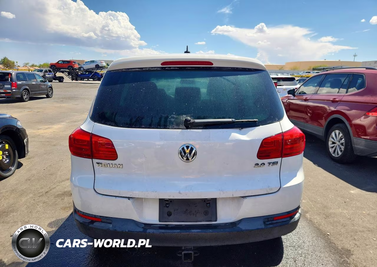 2012 Volkswagen Tiguan S VIN:WVGAV7AX2CW584795 - 6