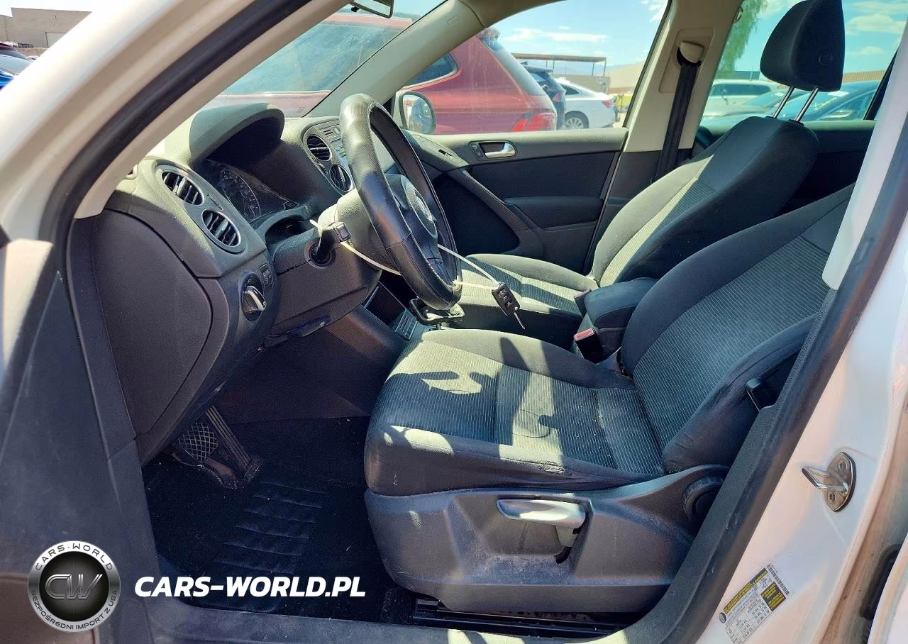 2012 Volkswagen Tiguan S VIN:WVGAV7AX2CW584795 - 7