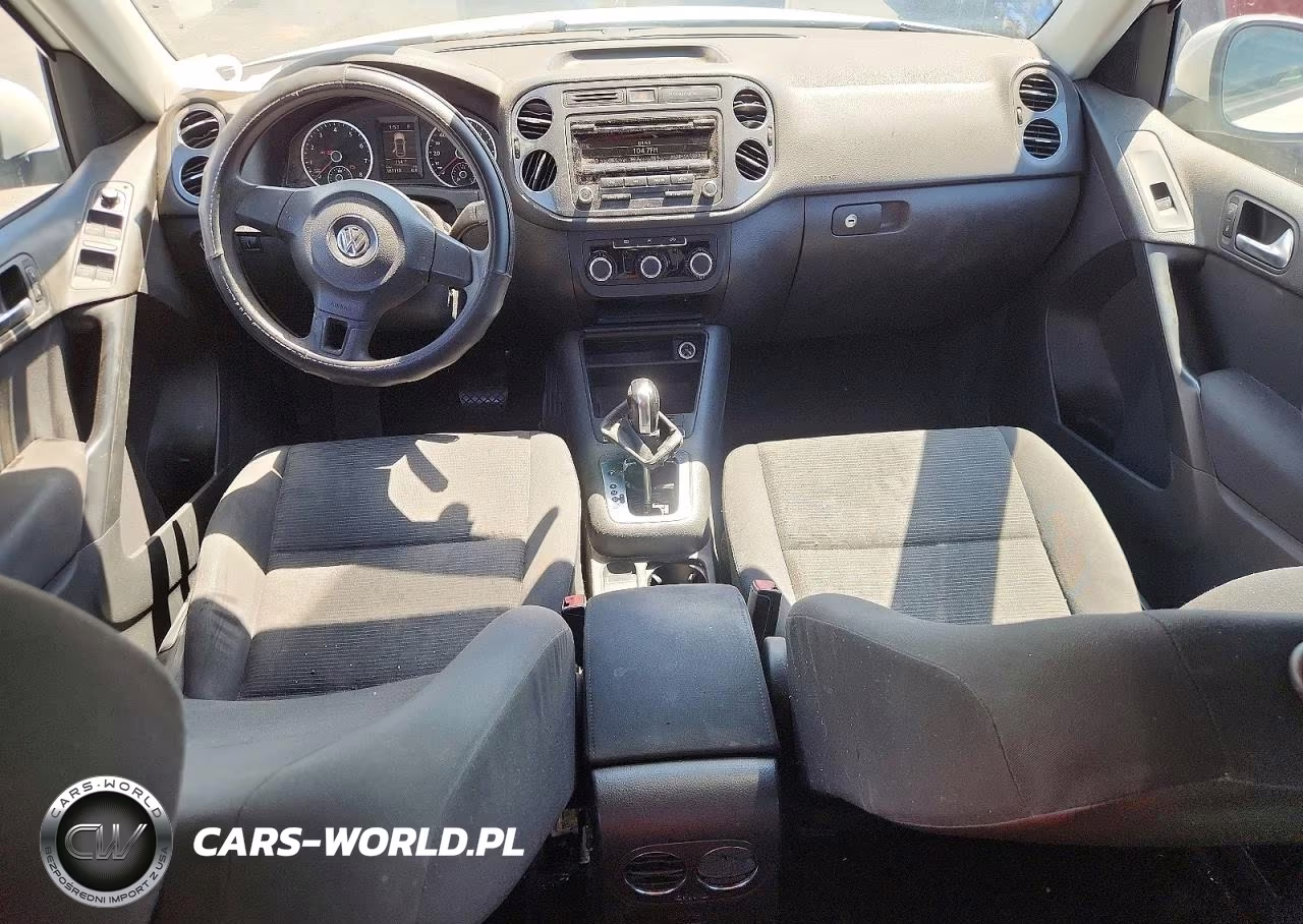 2012 Volkswagen Tiguan S VIN:WVGAV7AX2CW584795 - 8
