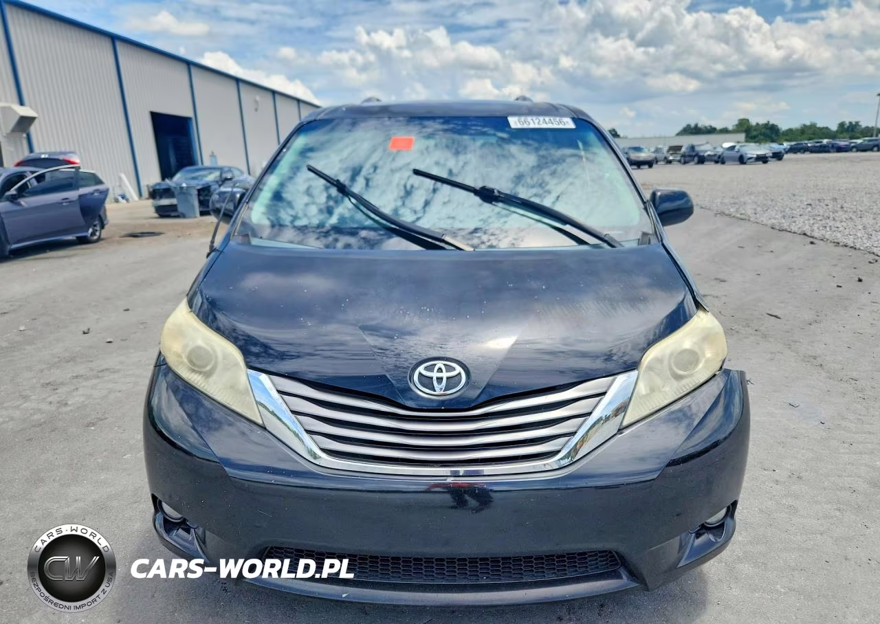 2013 Toyota Sienna Xle 8-Passenger VIN:5TDYK3DCXDS343307 - 5