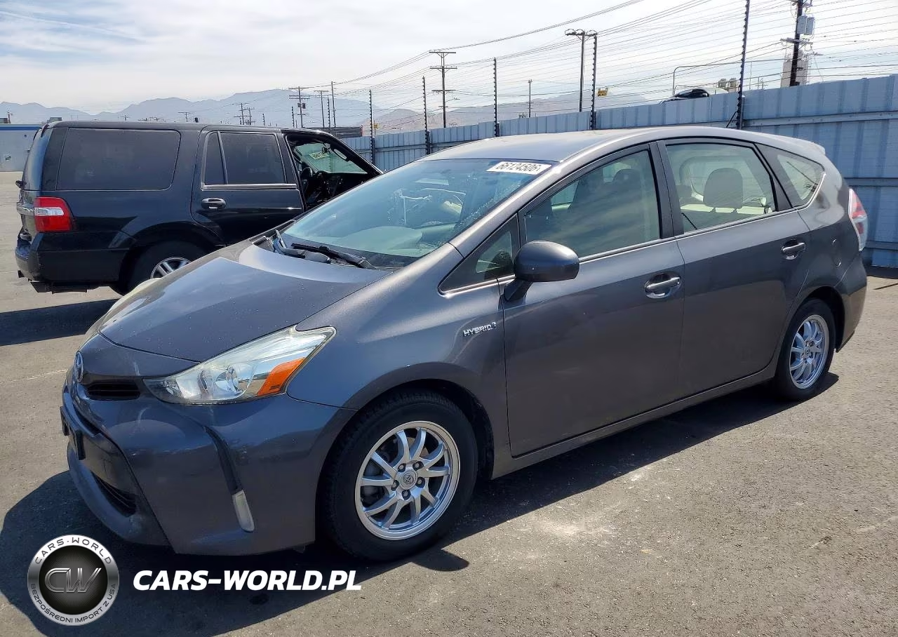 2015 Toyota Prius V Three