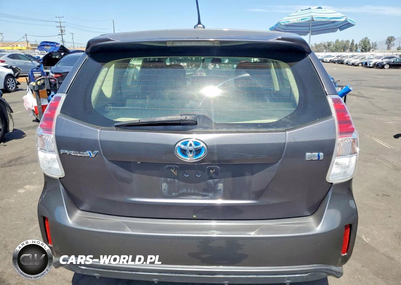 2015 Toyota Prius V Three VIN:JTDZN3EUXFJ031698 - 6