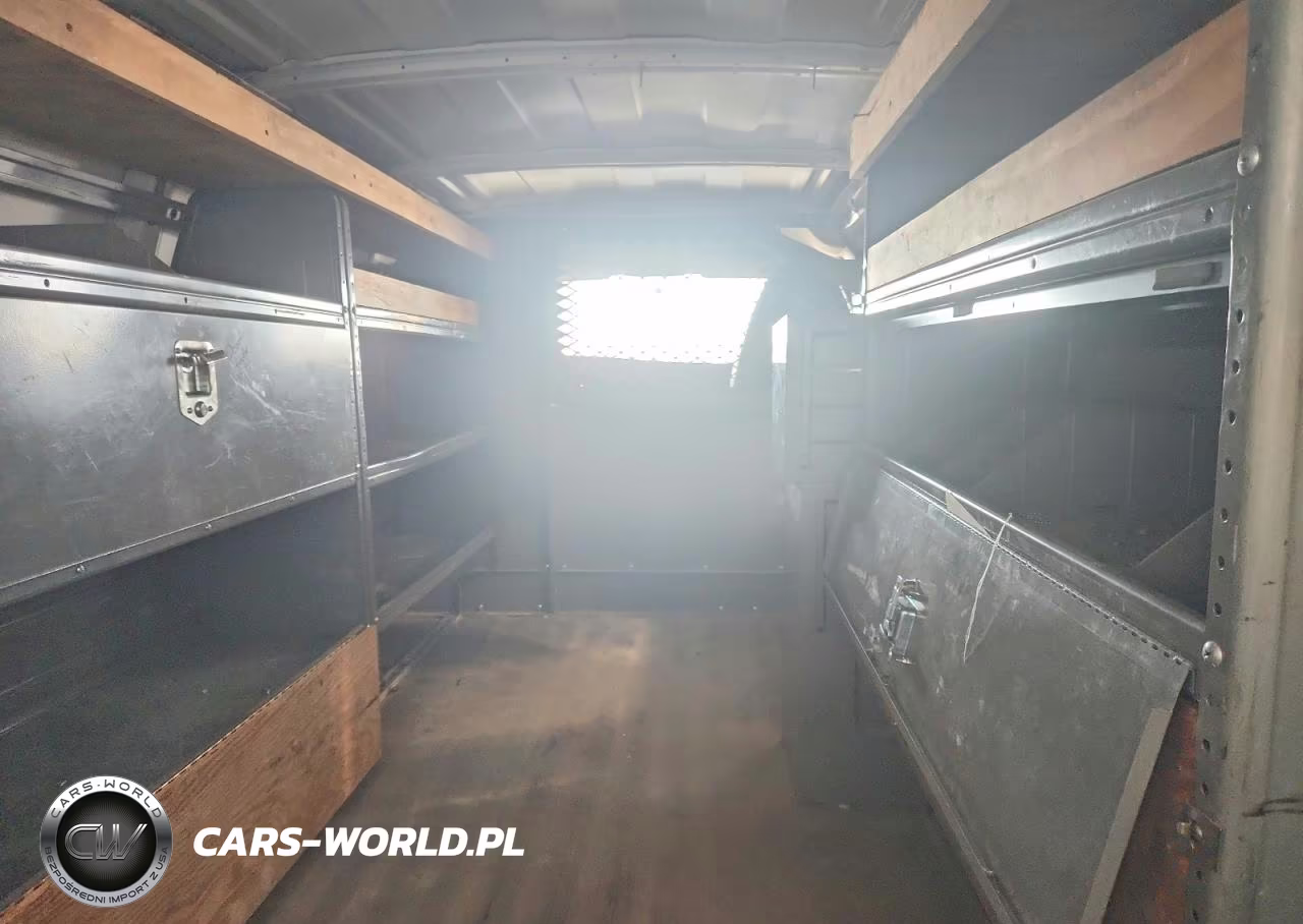 2013 Chevrolet Express G3500 VIN:1GCZGTCG7D1137837 - 10