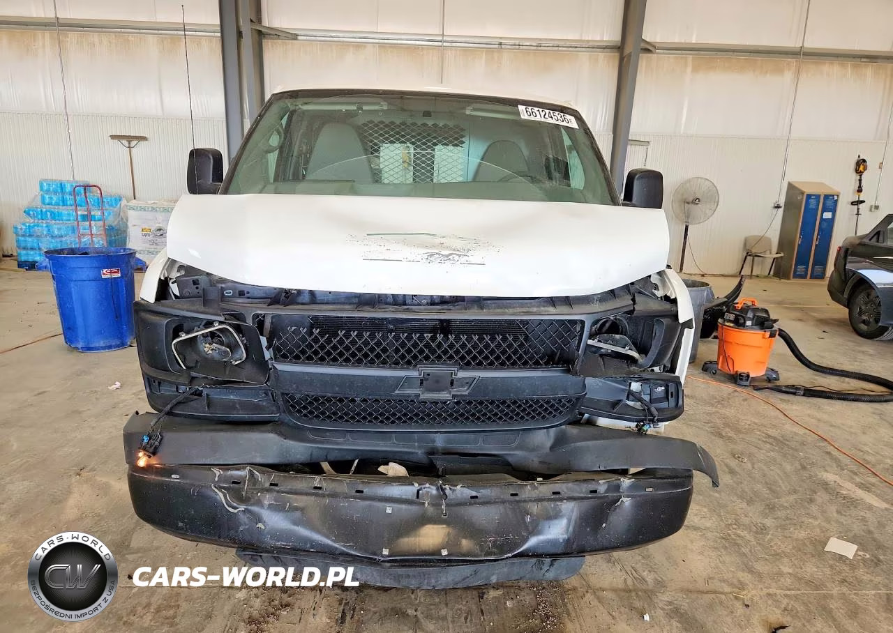 2013 Chevrolet Express G3500 VIN:1GCZGTCG7D1137837 - 5