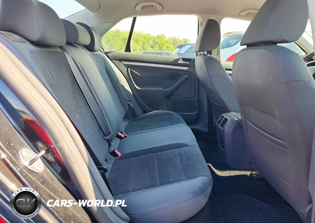 2009 Volkswagen Jetta S VIN:3VWJZ71K19M173388 - 10