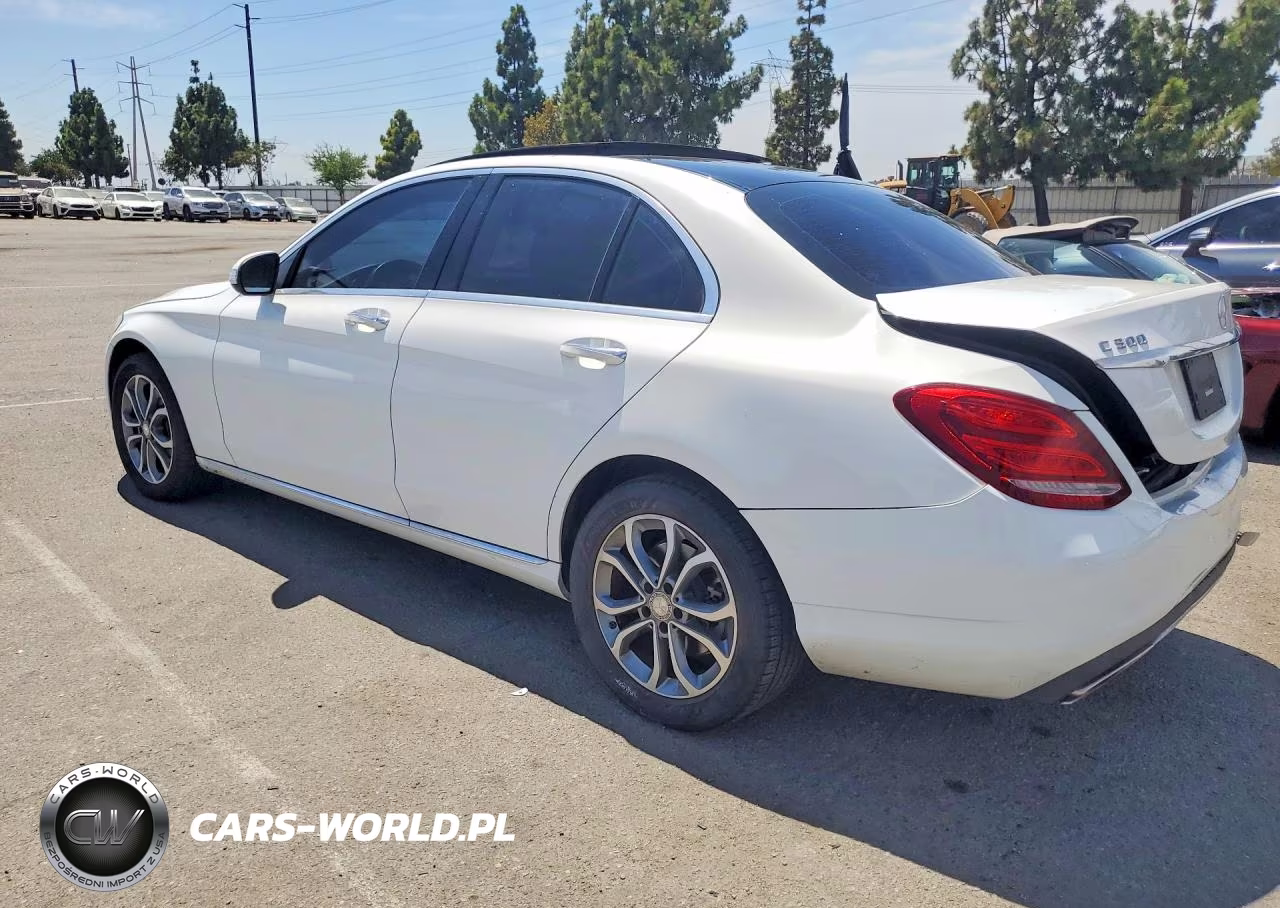 2015 Mercedes-Benz C 300 4Matic VIN:55SWF4KB3FU027278 - 2