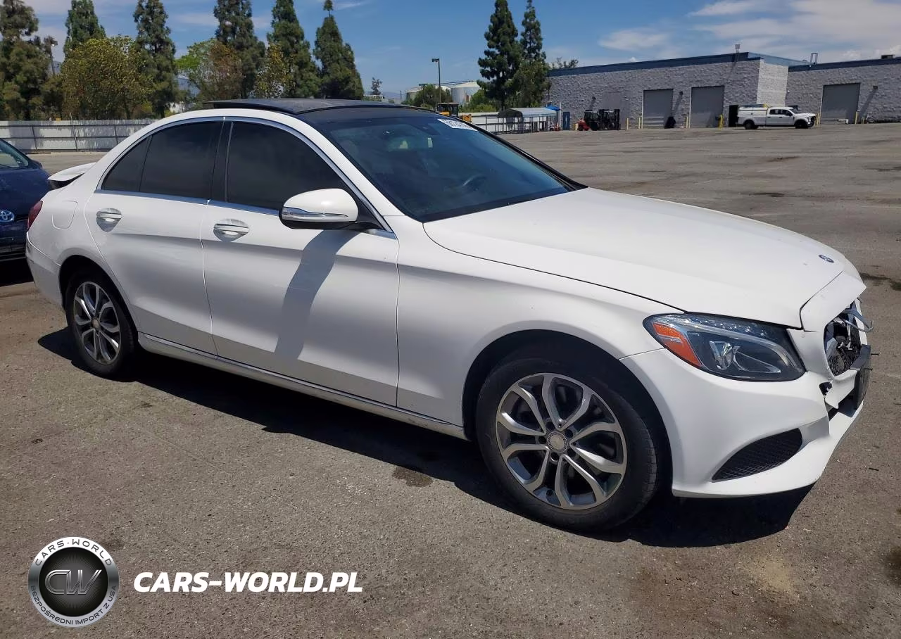 2015 Mercedes-Benz C 300 4Matic VIN:55SWF4KB3FU027278 - 4