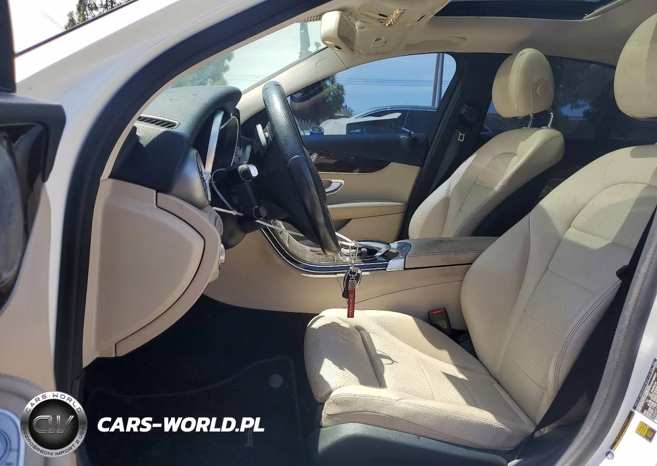 2015 Mercedes-Benz C 300 4Matic VIN:55SWF4KB3FU027278 - 7