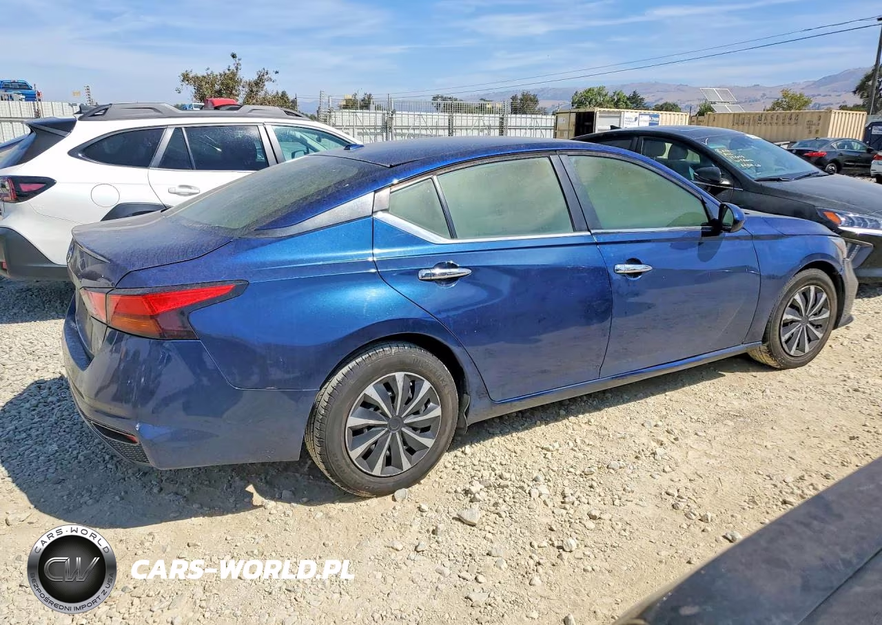 2020 Nissan Altima S VIN:1N4BL4BV7LC209261 - 3