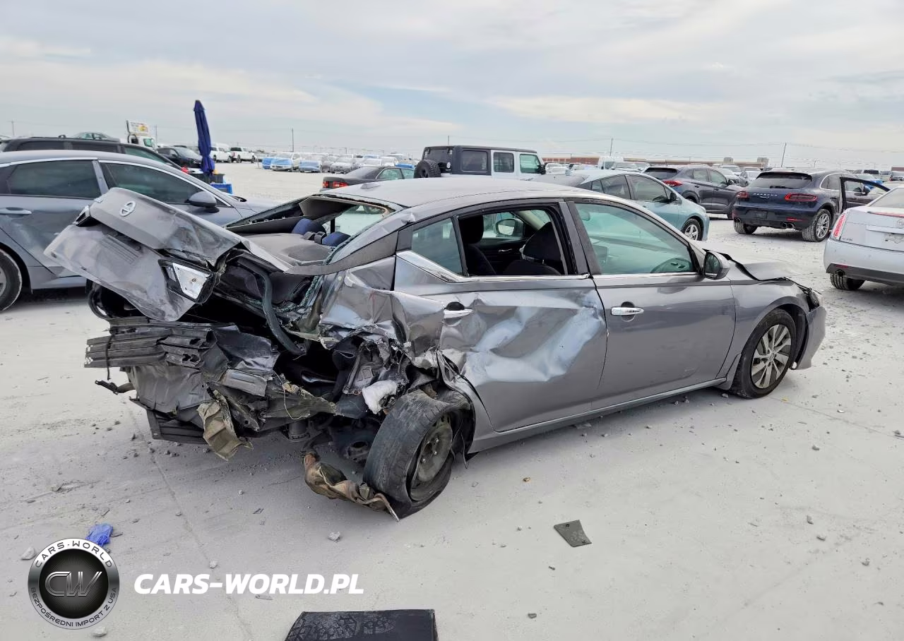 2020 Nissan Altima S VIN:1N4BL4BV3LC272700 - 3