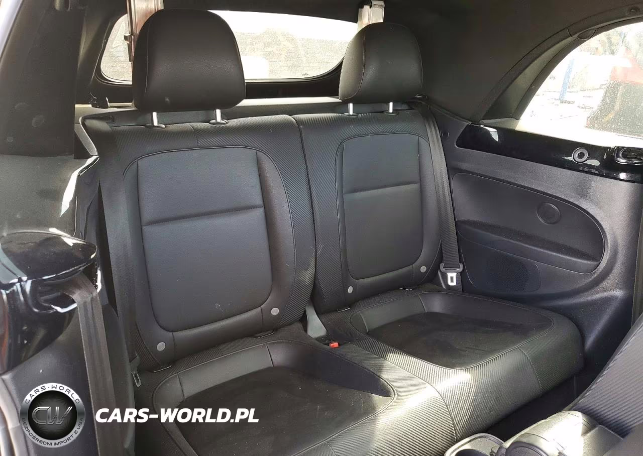 2018 Volkswagen Beetle S VIN:3VW5DAAT5JM503981 - 10