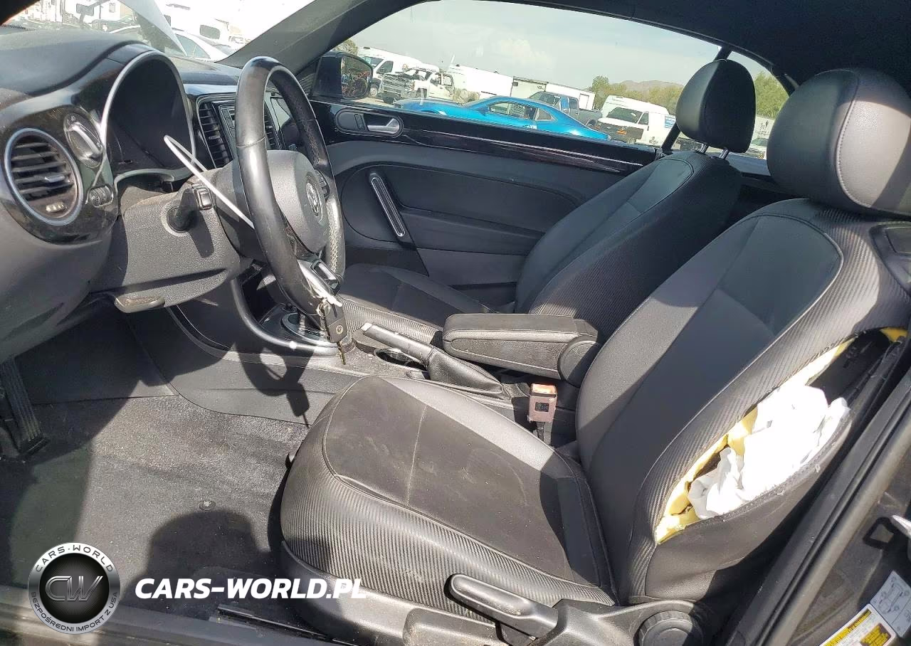 2018 Volkswagen Beetle S VIN:3VW5DAAT5JM503981 - 7
