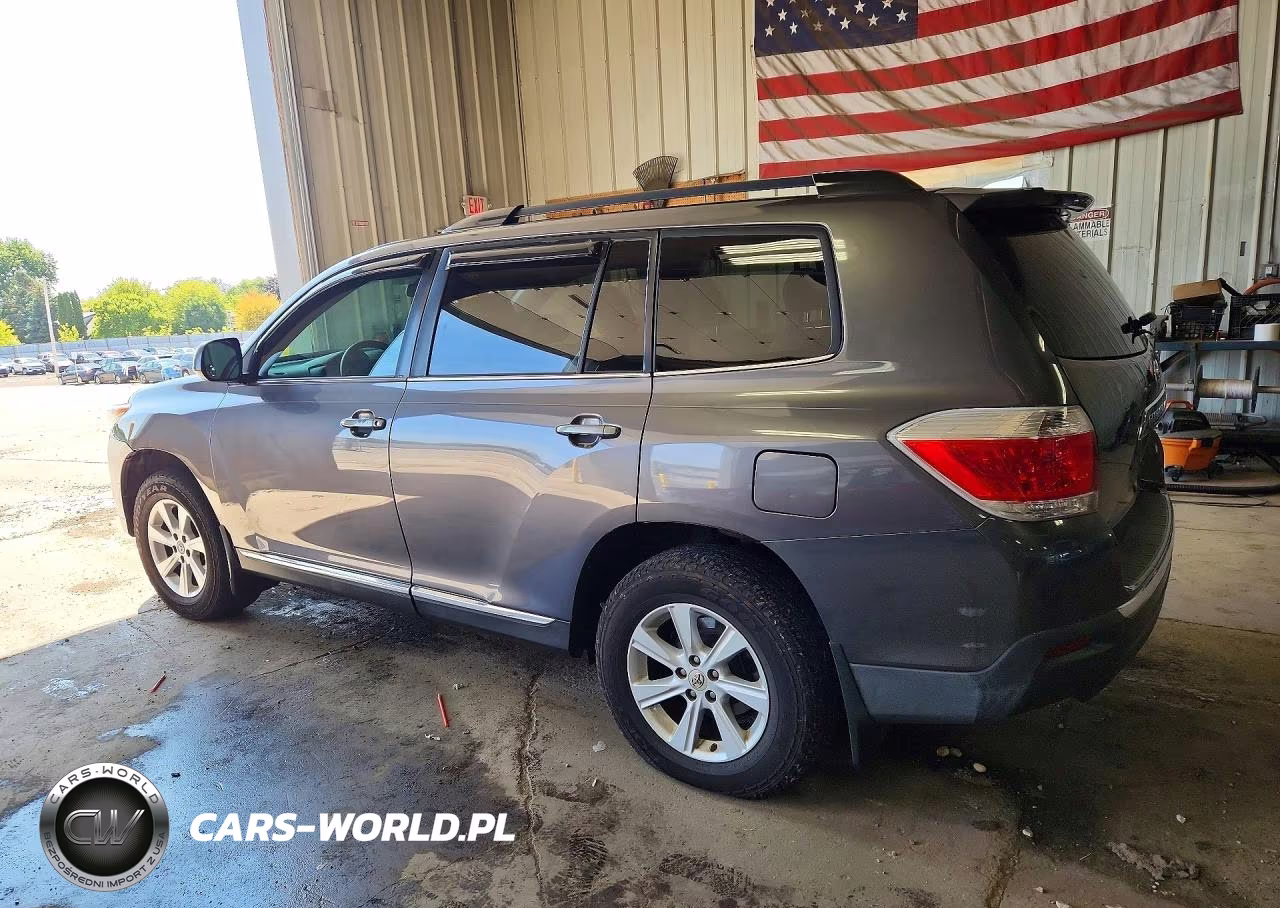 2011 Toyota Highlander Base VIN:5TDZA3EH4BS010311 - 2