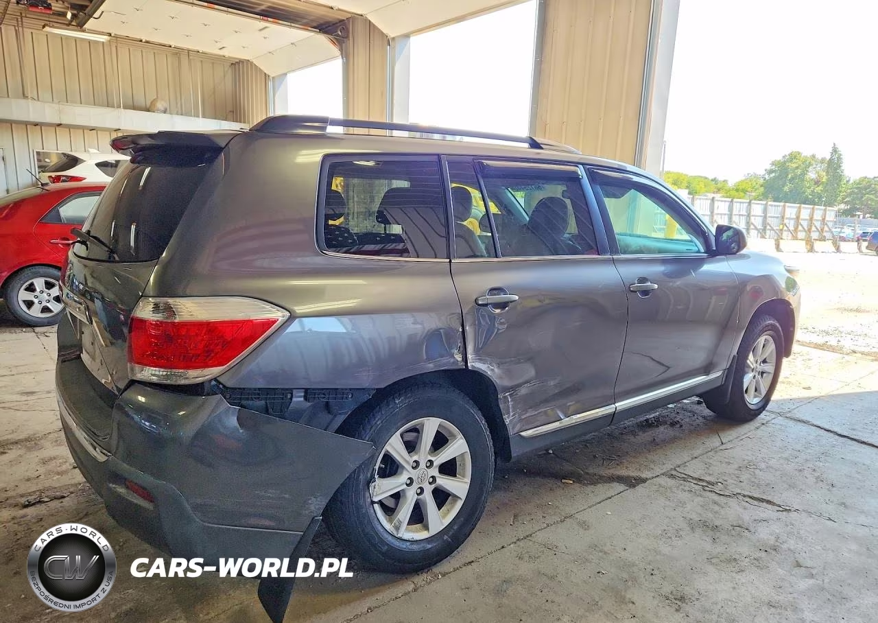2011 Toyota Highlander Base VIN:5TDZA3EH4BS010311 - 3