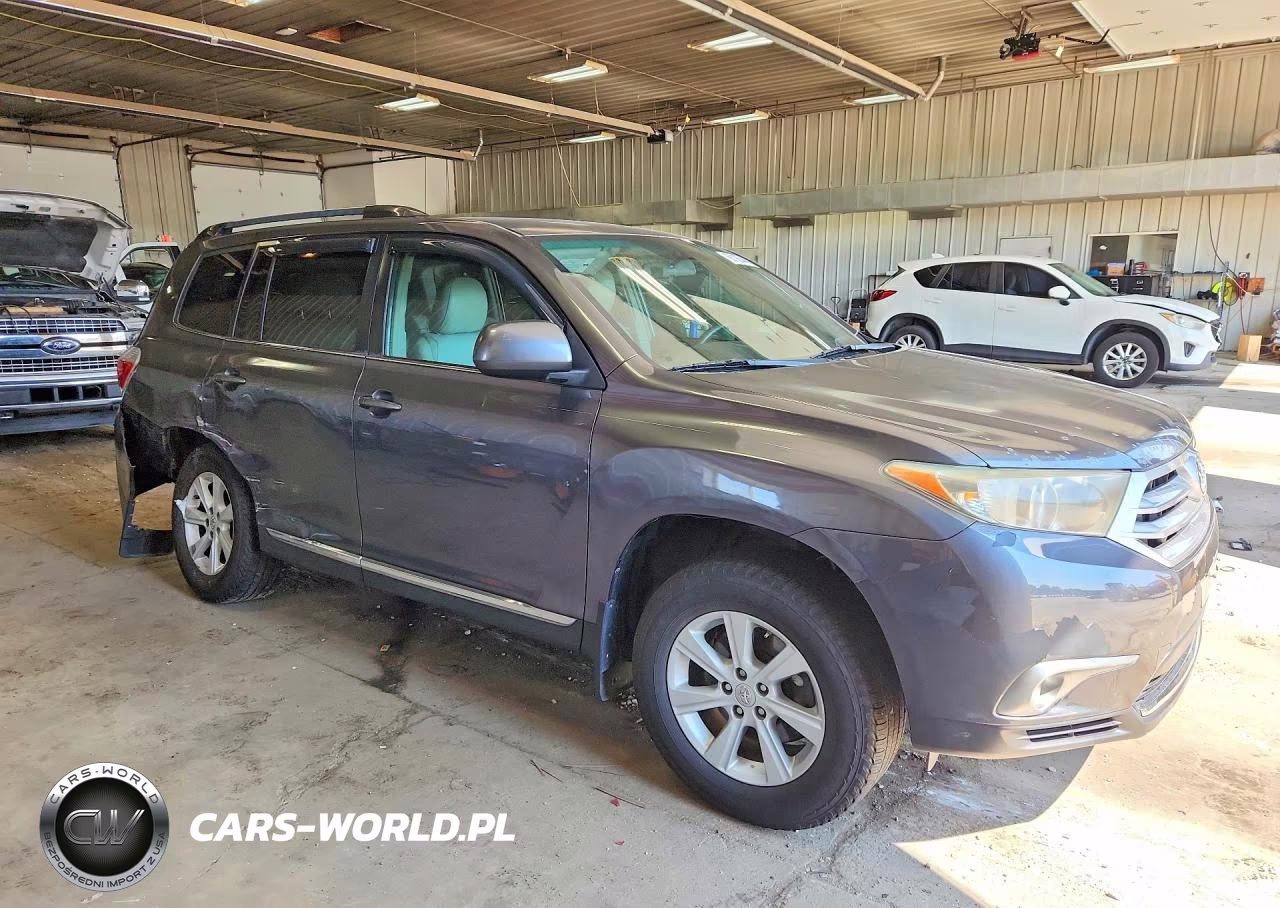 2011 Toyota Highlander Base VIN:5TDZA3EH4BS010311 - 4