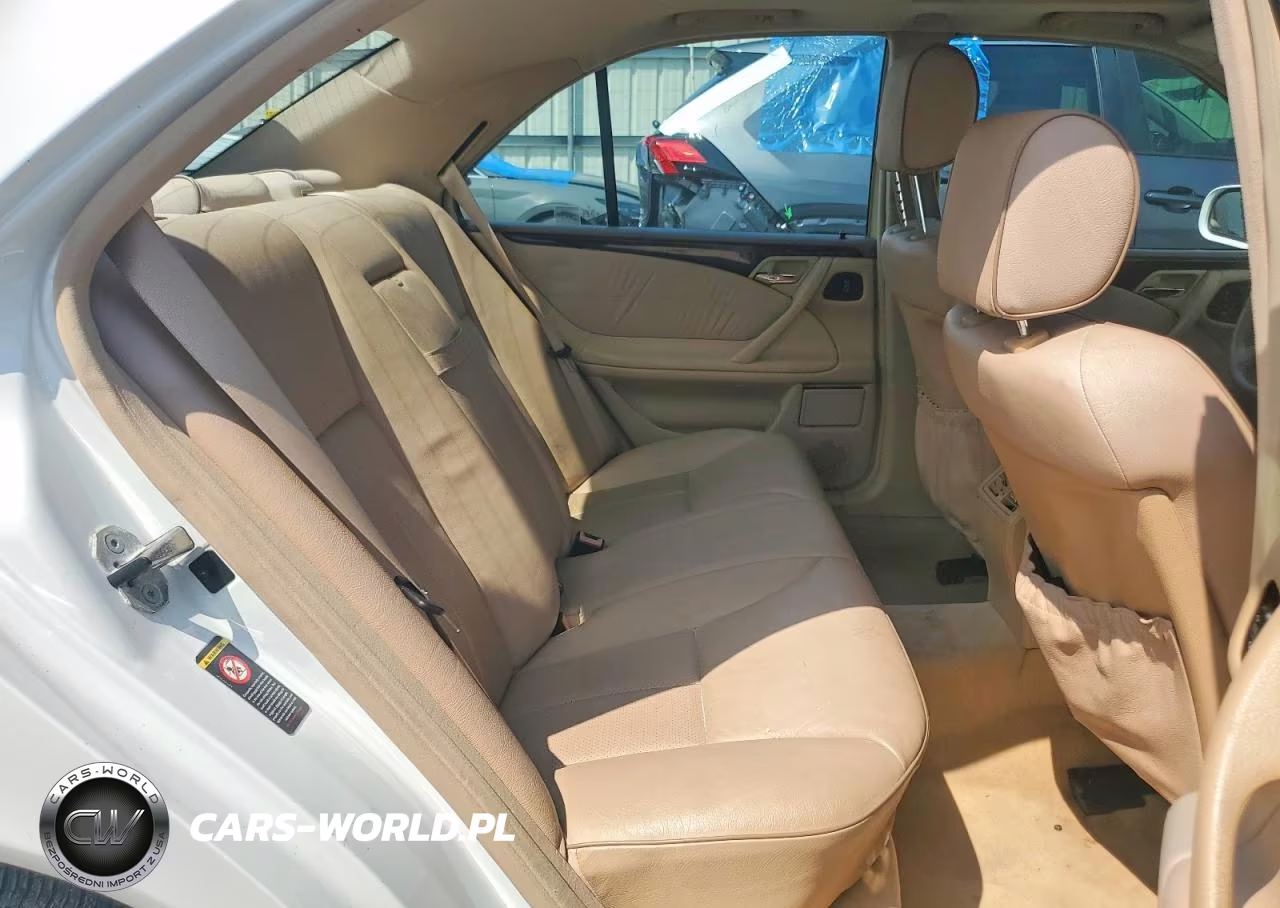 2000 Mercedes-Benz E 320 VIN:WDBJF65J3YB131364 - 10