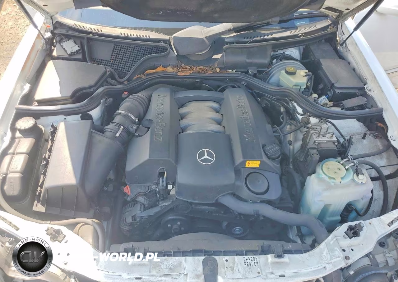 2000 Mercedes-Benz E 320 VIN:WDBJF65J3YB131364 - 11