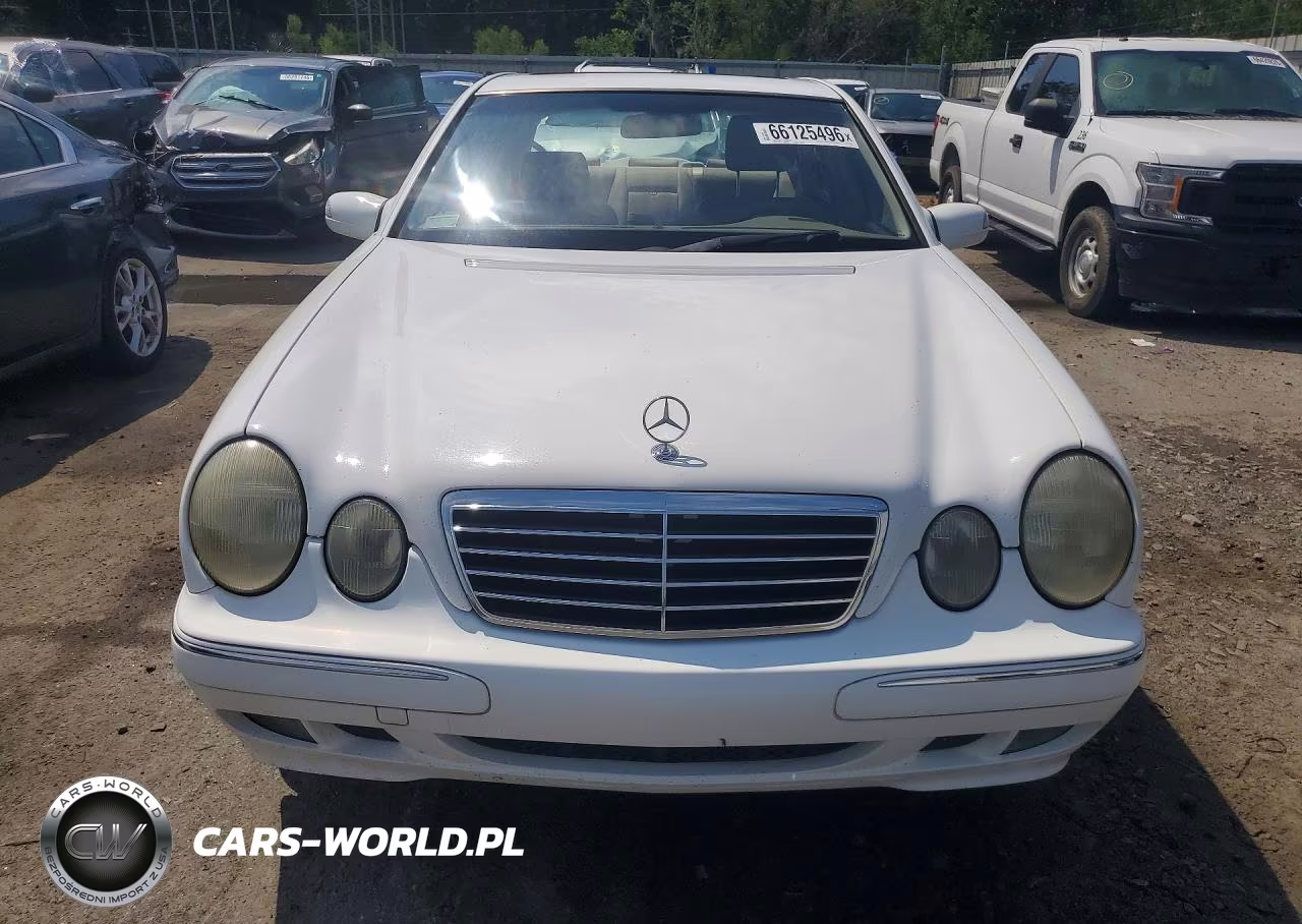 2000 Mercedes-Benz E 320 VIN:WDBJF65J3YB131364 - 5
