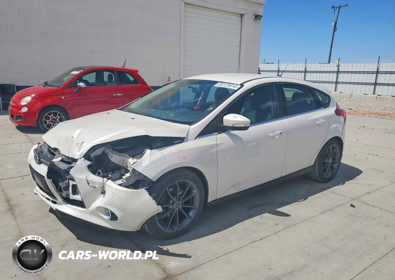 2014 Ford Focus Titanium VIN:1FADP3N28EL149535 - 1