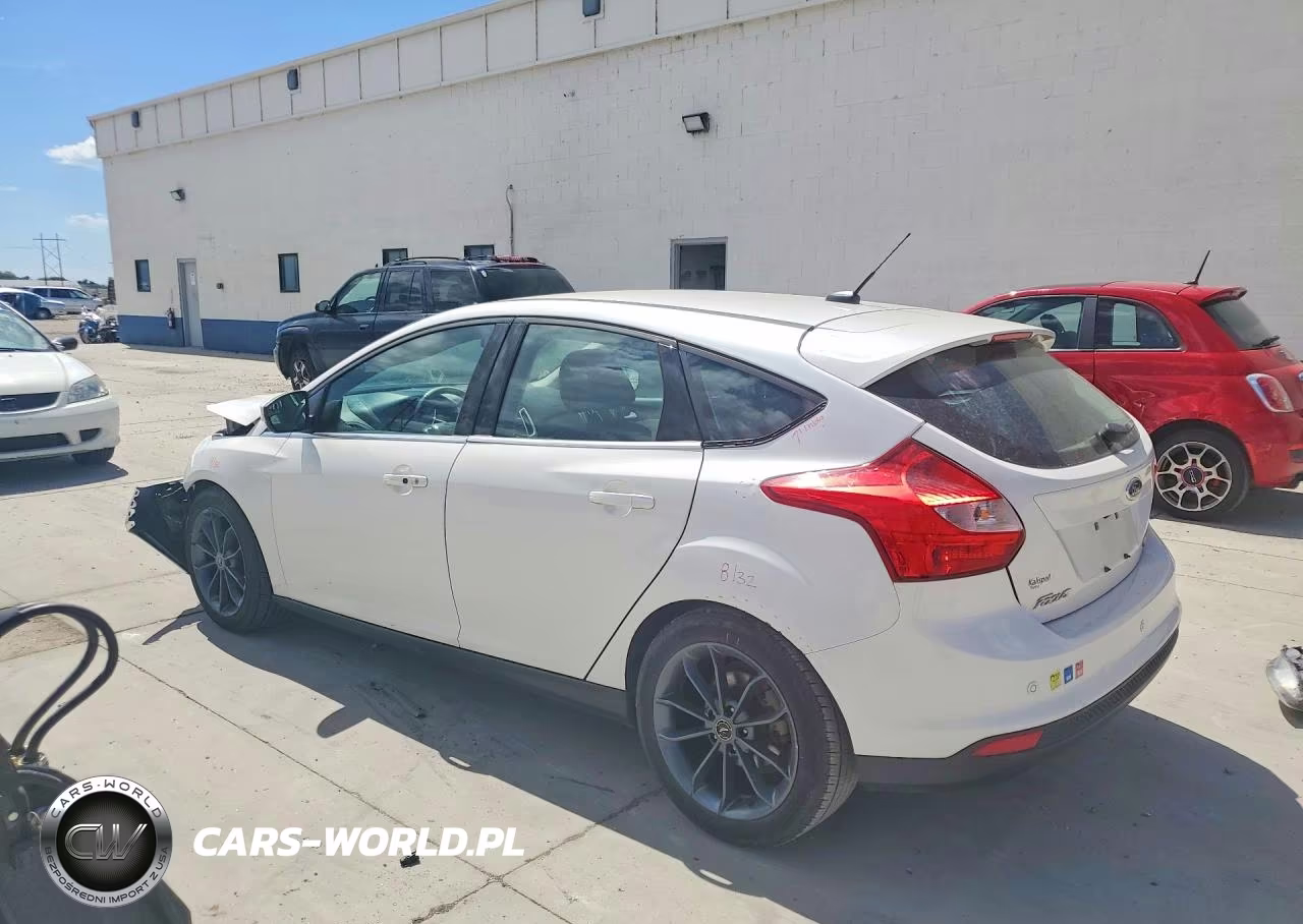 2014 Ford Focus Titanium VIN:1FADP3N28EL149535 - 2