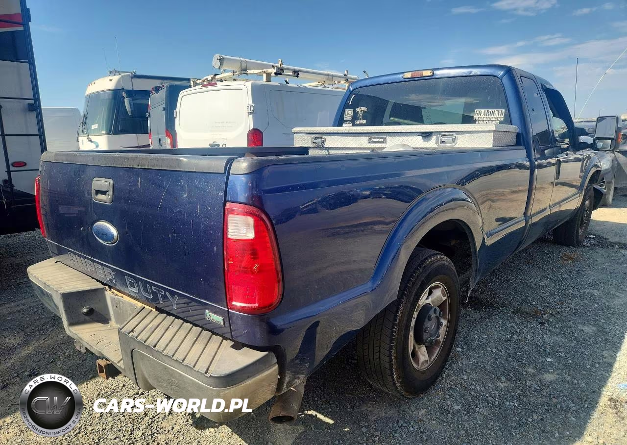 2011 Ford F250 Super Duty VIN:1FT7X2A66BEB95343 - 3