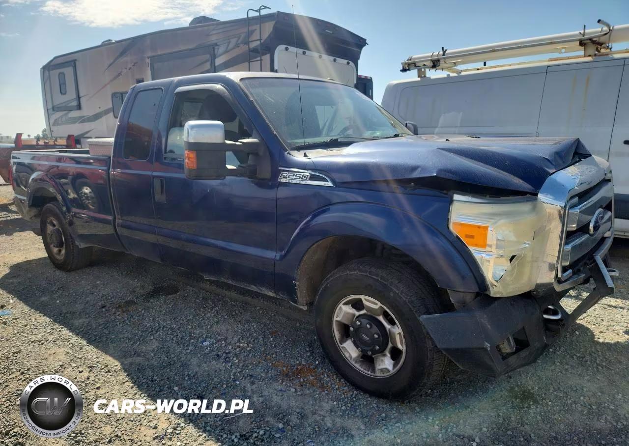 2011 Ford F250 Super Duty VIN:1FT7X2A66BEB95343 - 4