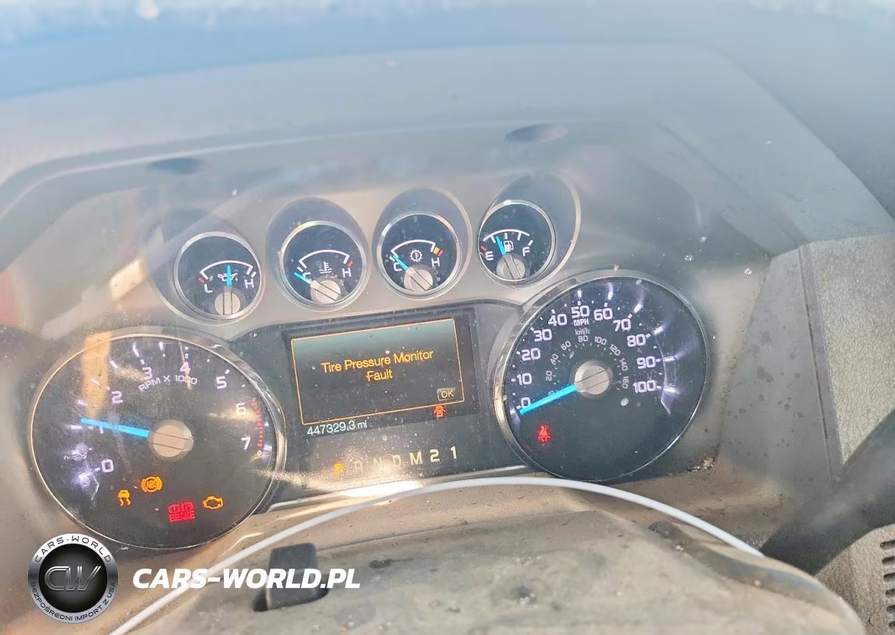2011 Ford F250 Super Duty VIN:1FT7X2A66BEB95343 - 9
