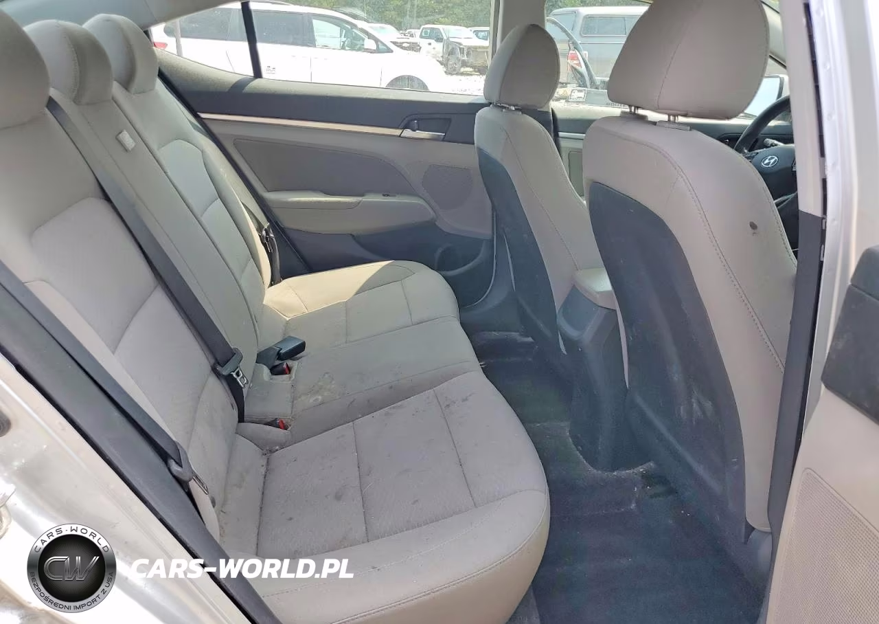 2019 Hyundai Elantra Sel VIN:5NPD84LF4KH438317 - 10
