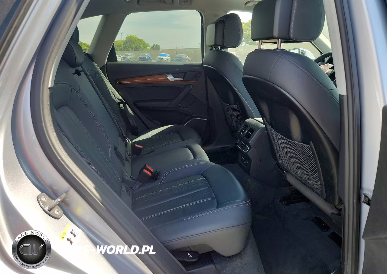 2022 Audi Q5 Premium 45 VIN:WA1GAAFY3N2105541 - 11