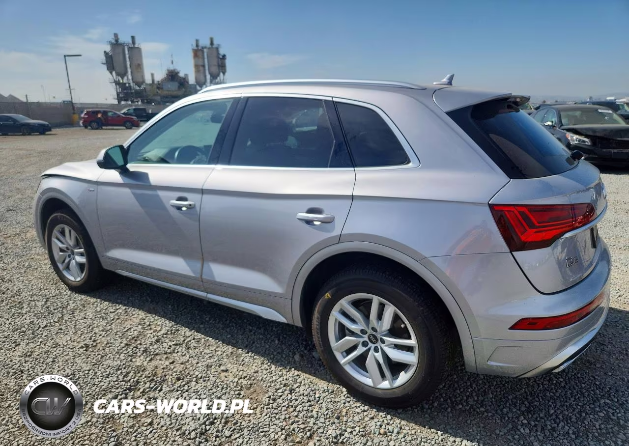 2022 Audi Q5 Premium 45 VIN:WA1GAAFY3N2105541 - 2